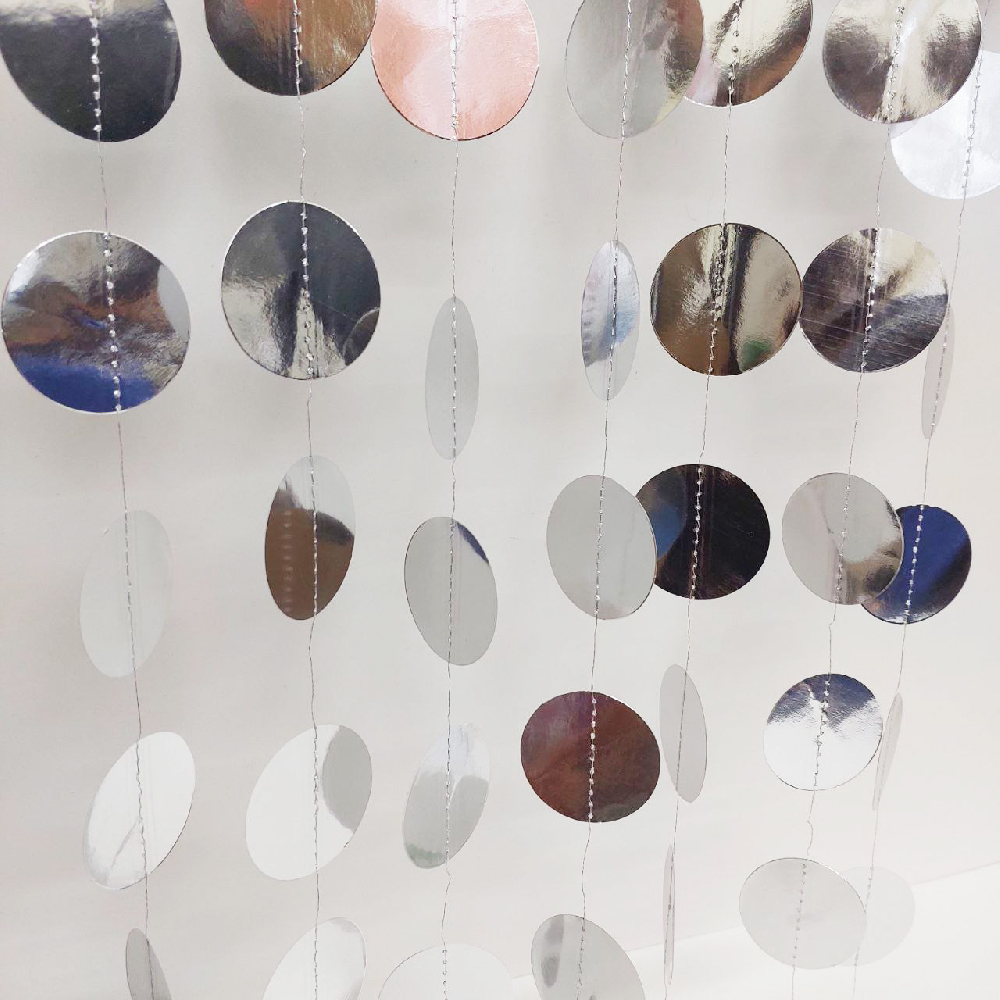 Гирлянда "Кружочки" металлик 5 см х 4,5 м, Серебро Гирлянда "Кружочки" металлик 5 см х 4,5 м, Серебро