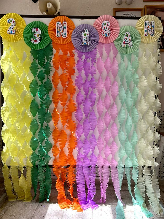 ГирляндаИзГофроБумаги_2